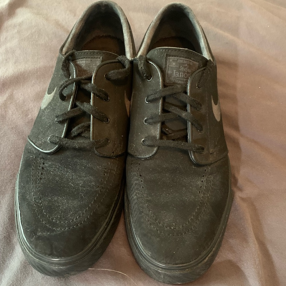 Nike Janoski